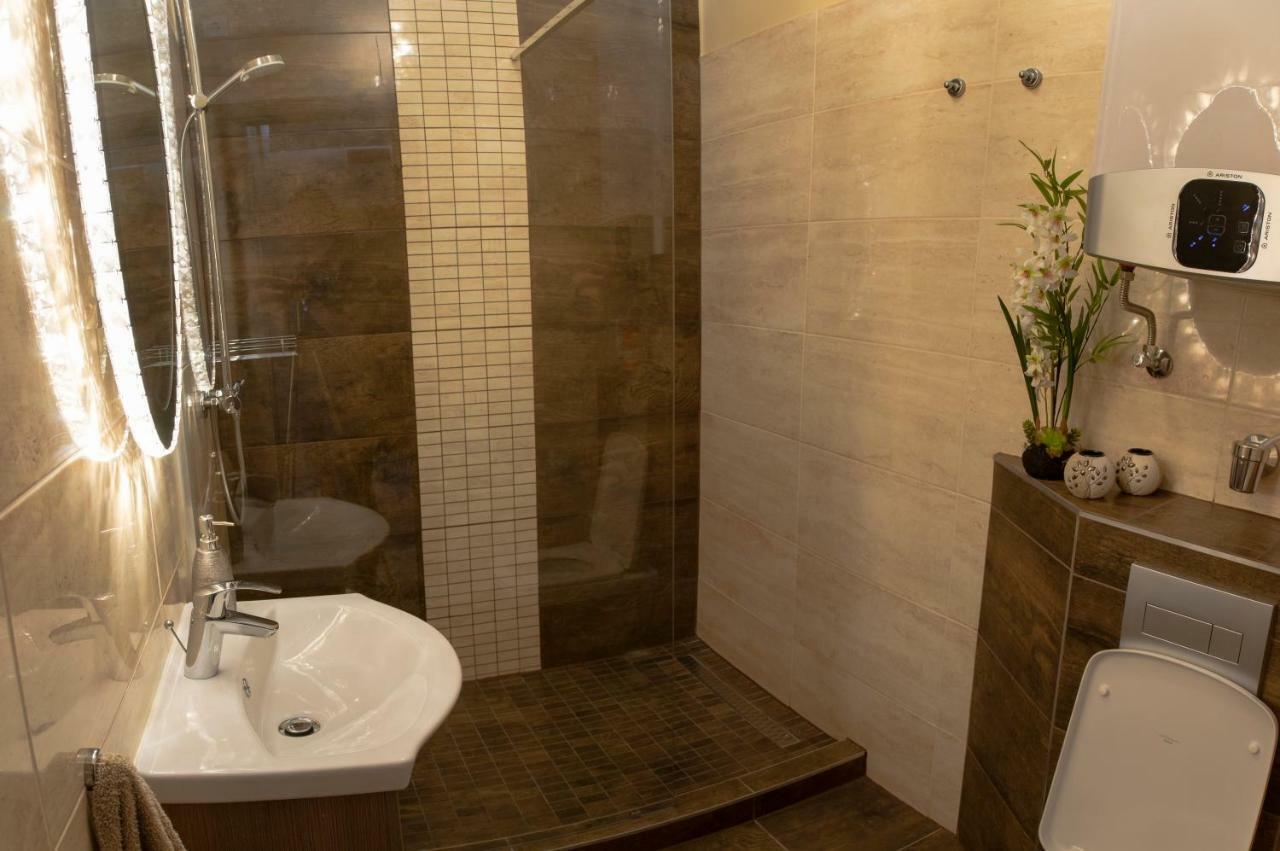 埃格尔Glamour Apartman公寓 外观 照片