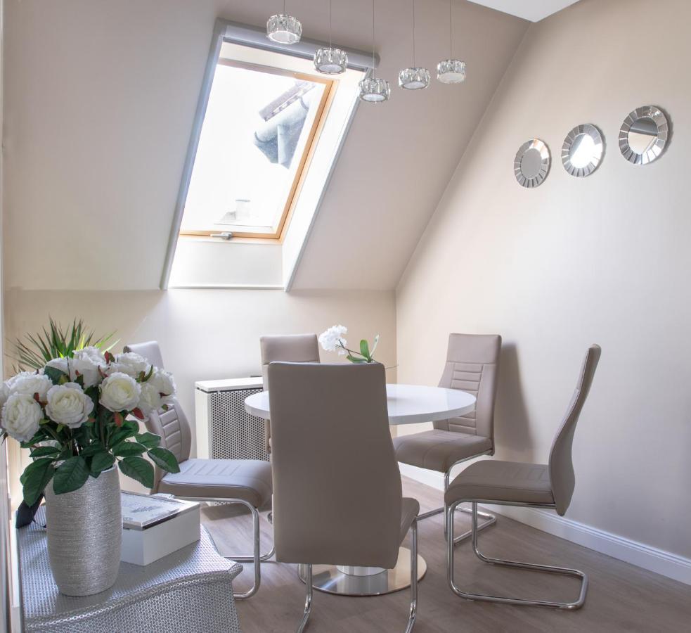 埃格尔Glamour Apartman公寓 外观 照片